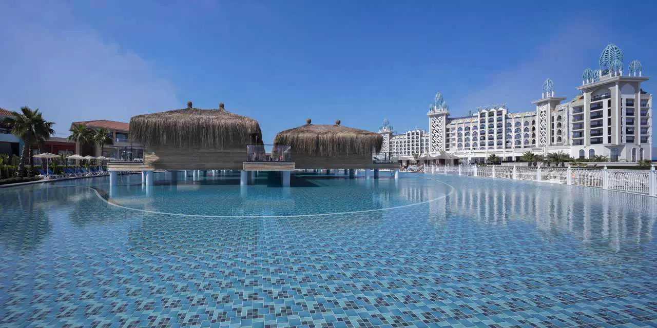 هتل گرانادا لاکچری بلک آنتالیا